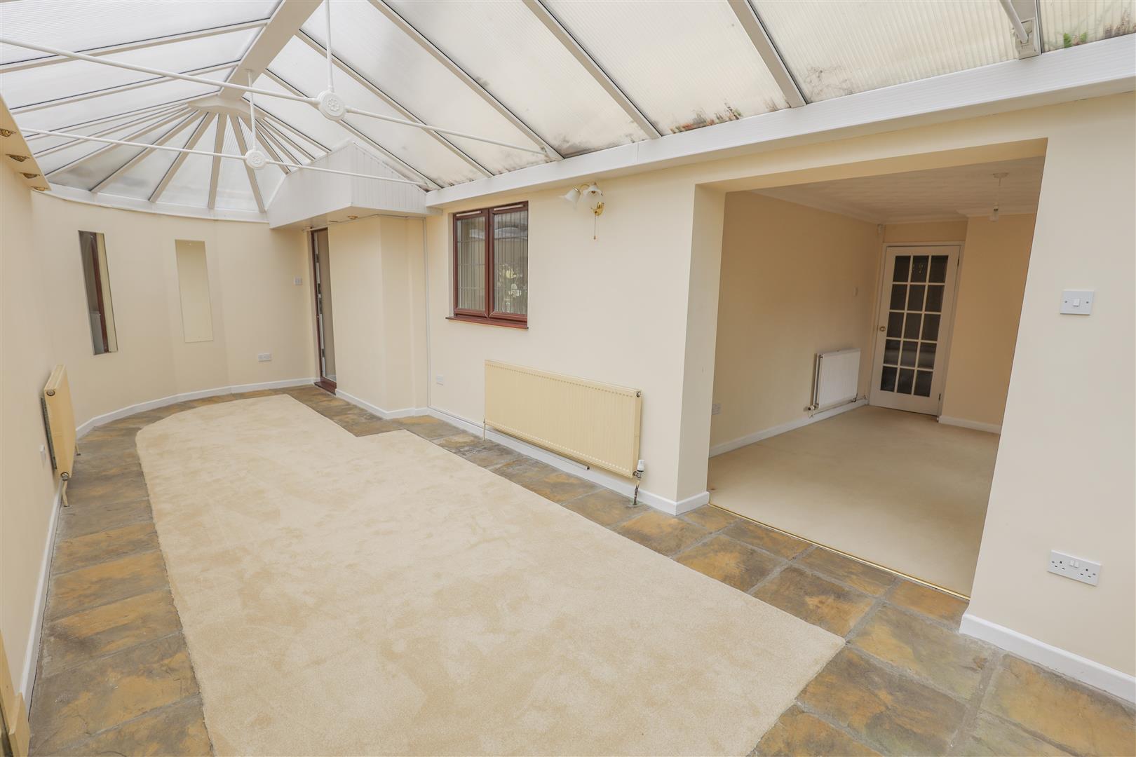 14 Great House Meadow, Llantwit Major, Vale Of Glamorgan CF61 1SU